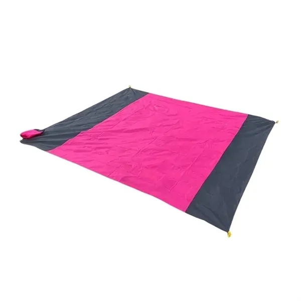 Foldable Sand-Resistant Waterproof Portable Beach Mat 6