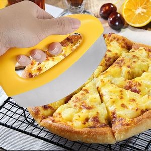 Stainless Steel Pizza Cutter With Protective Cover 9