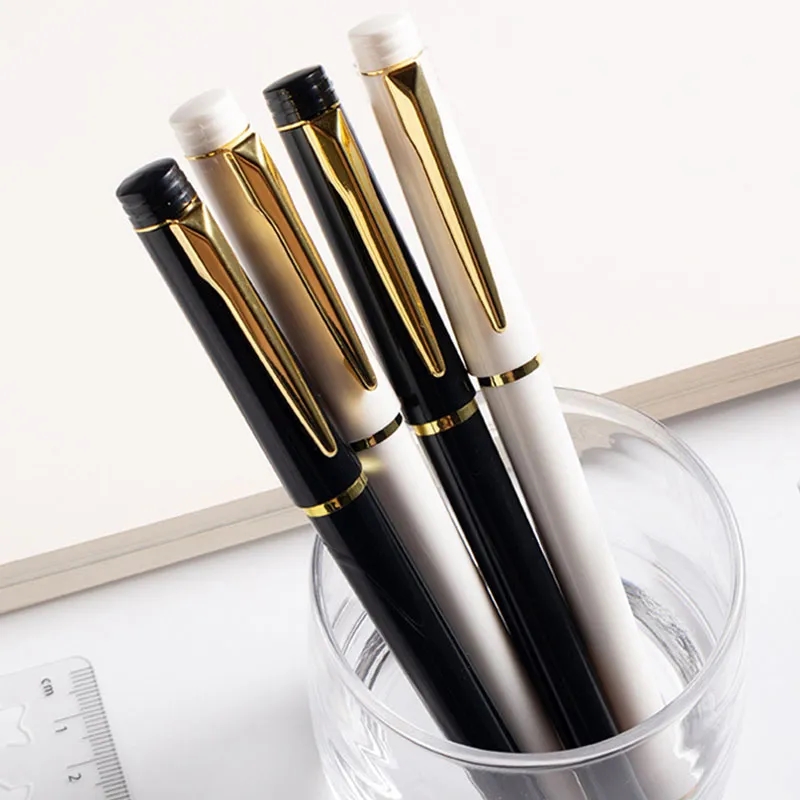 Plastic Gel Ink Pen 6