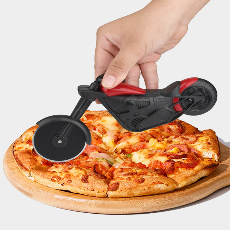 Motorcycle Roller Pizza Cutter 6
