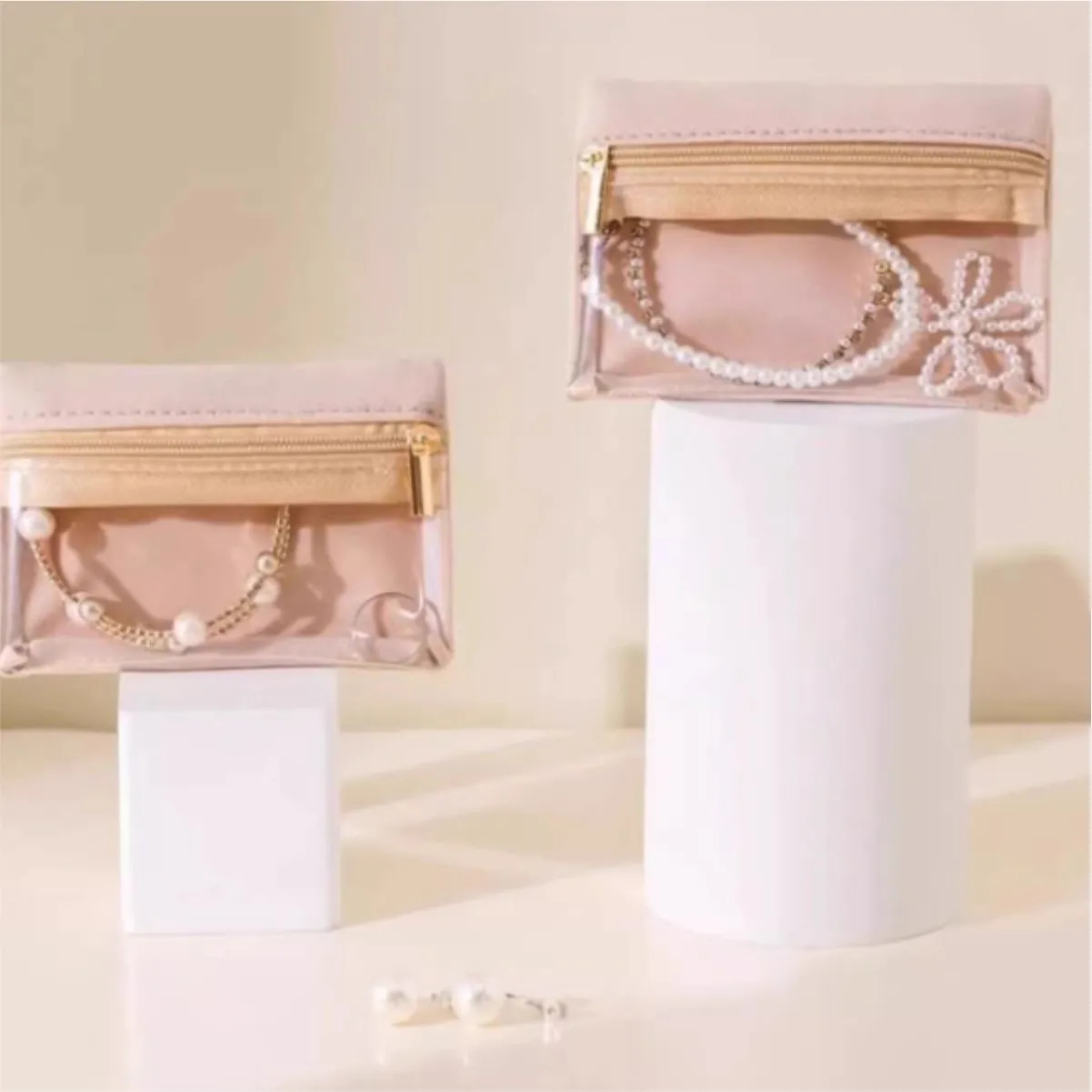 Portable Velvet Jewelry Travel Pouch With Zipper 4