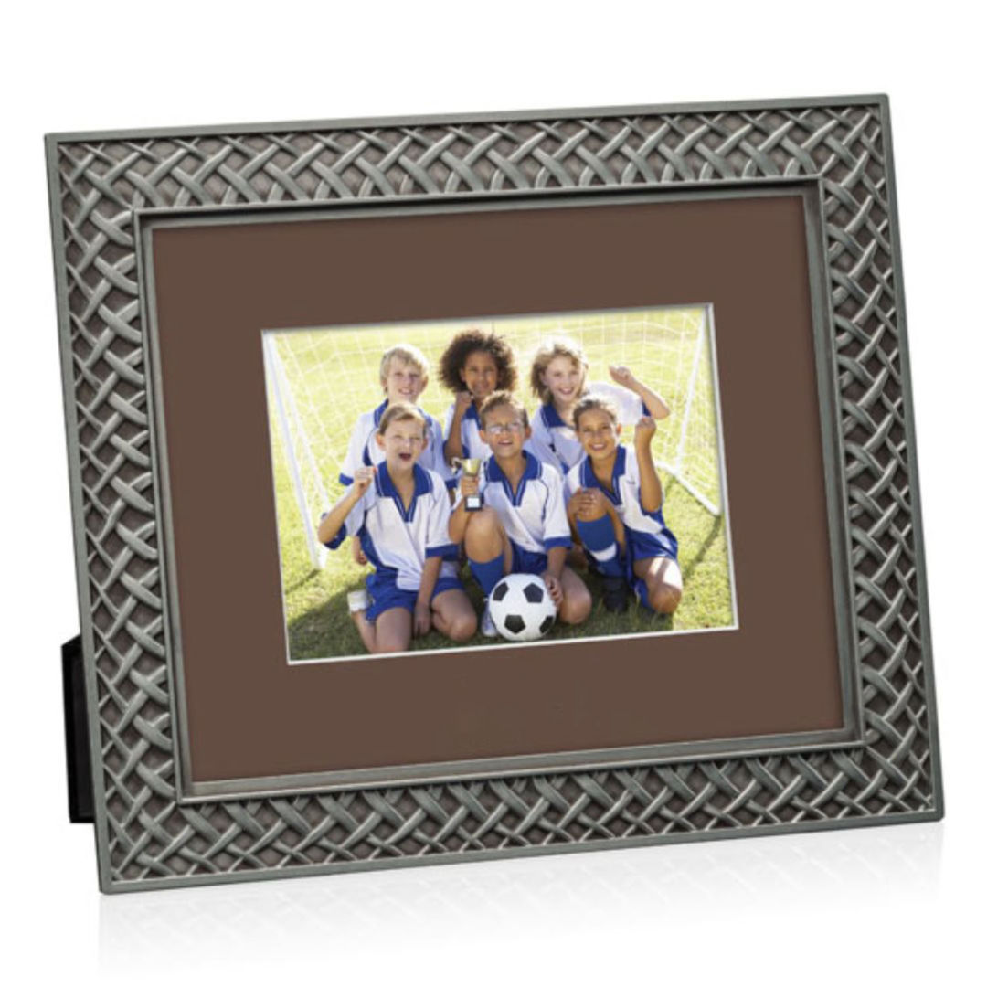 Camilla Frame 11