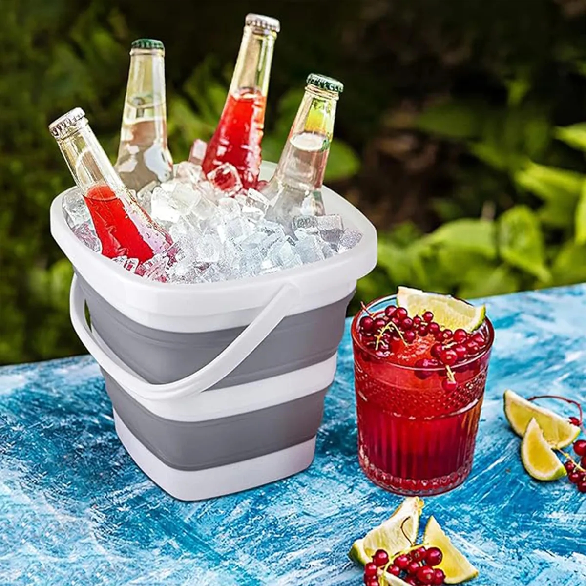 Portable Outdoor Space Saving Collapsible Bucket 3