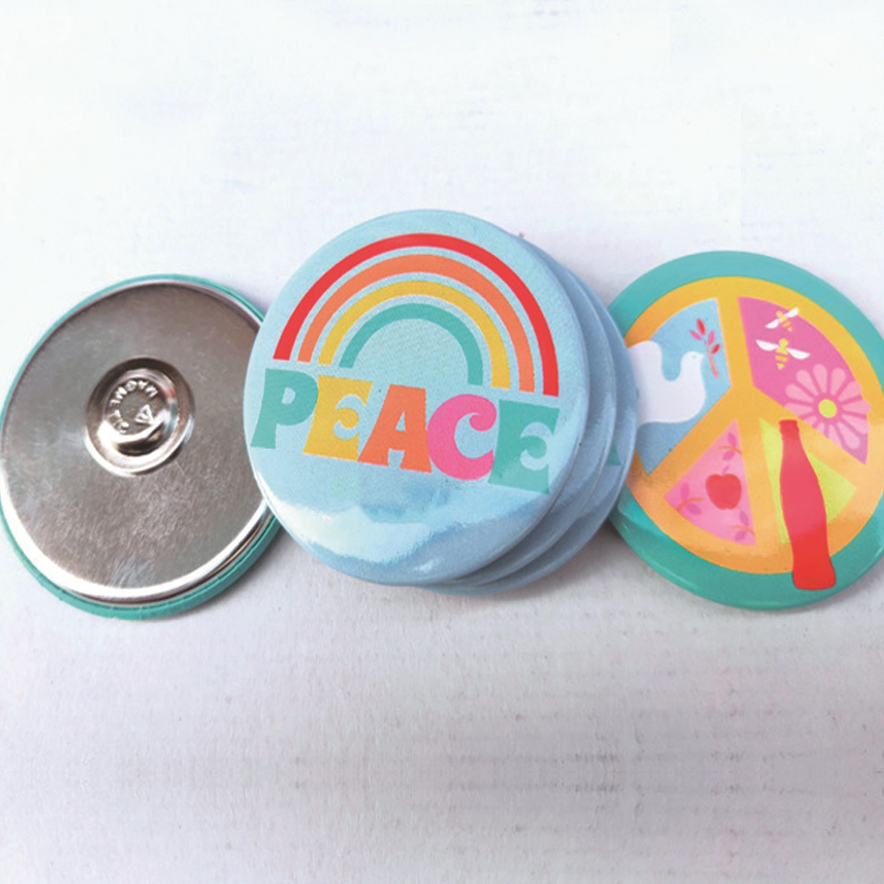 Magnetic Tinplate Custom Badge 2