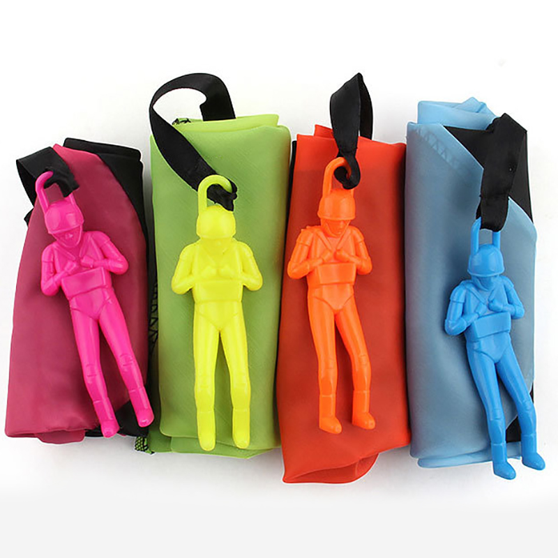 Kids Hand Throwing Parachute Toy Soldier 3
