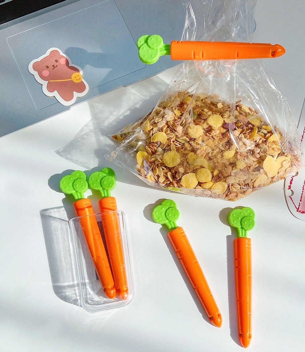 Lovely Carrot Shape Chip Clips For Food Packages 4