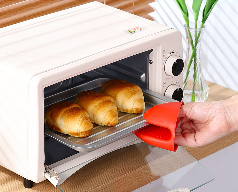 Silicone Anti Heat Glove Cooking Pinch Mitts 5