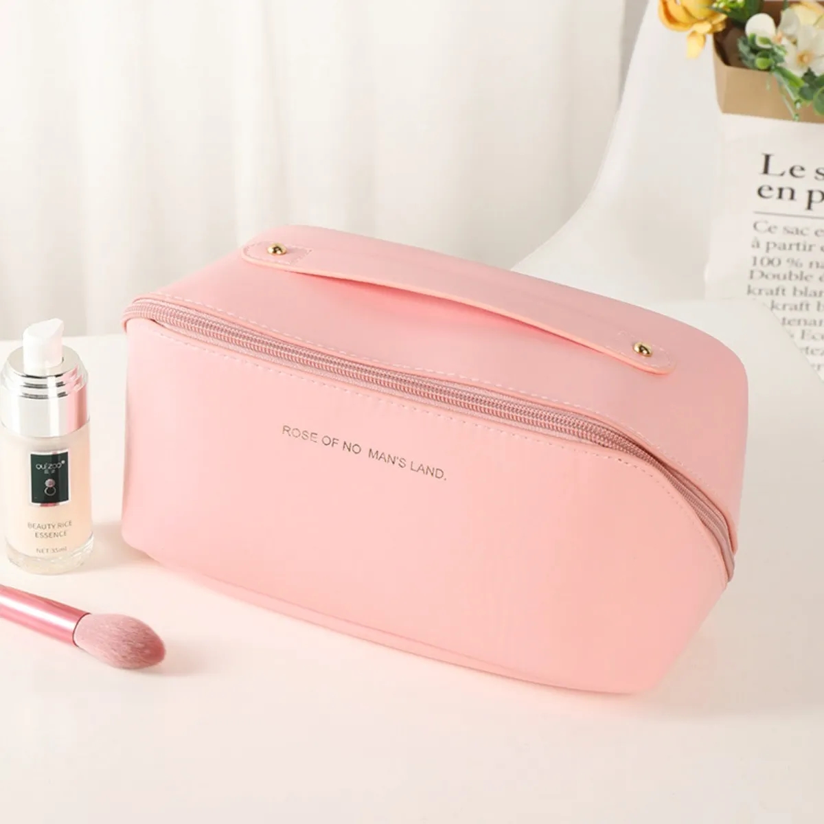 Square toiletry bag 13