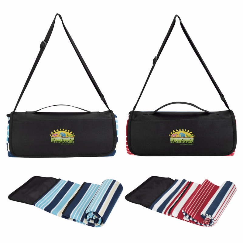 Good Value™ Shoulder Strap Picnic Blanket 7