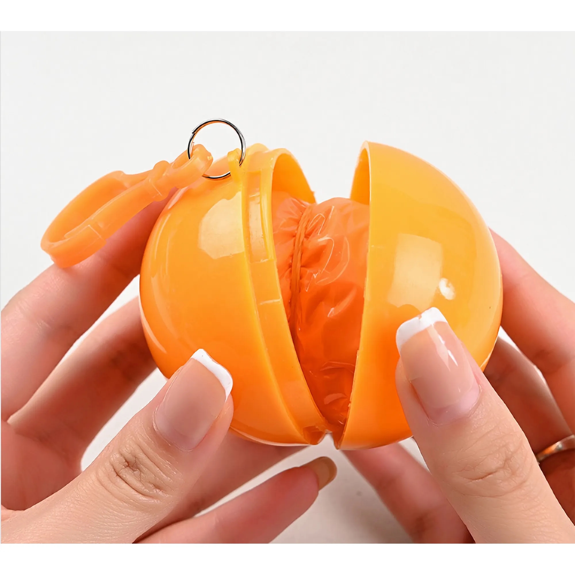 MOQ 100 Portable Disposable Emergency Raincoat Ball 4