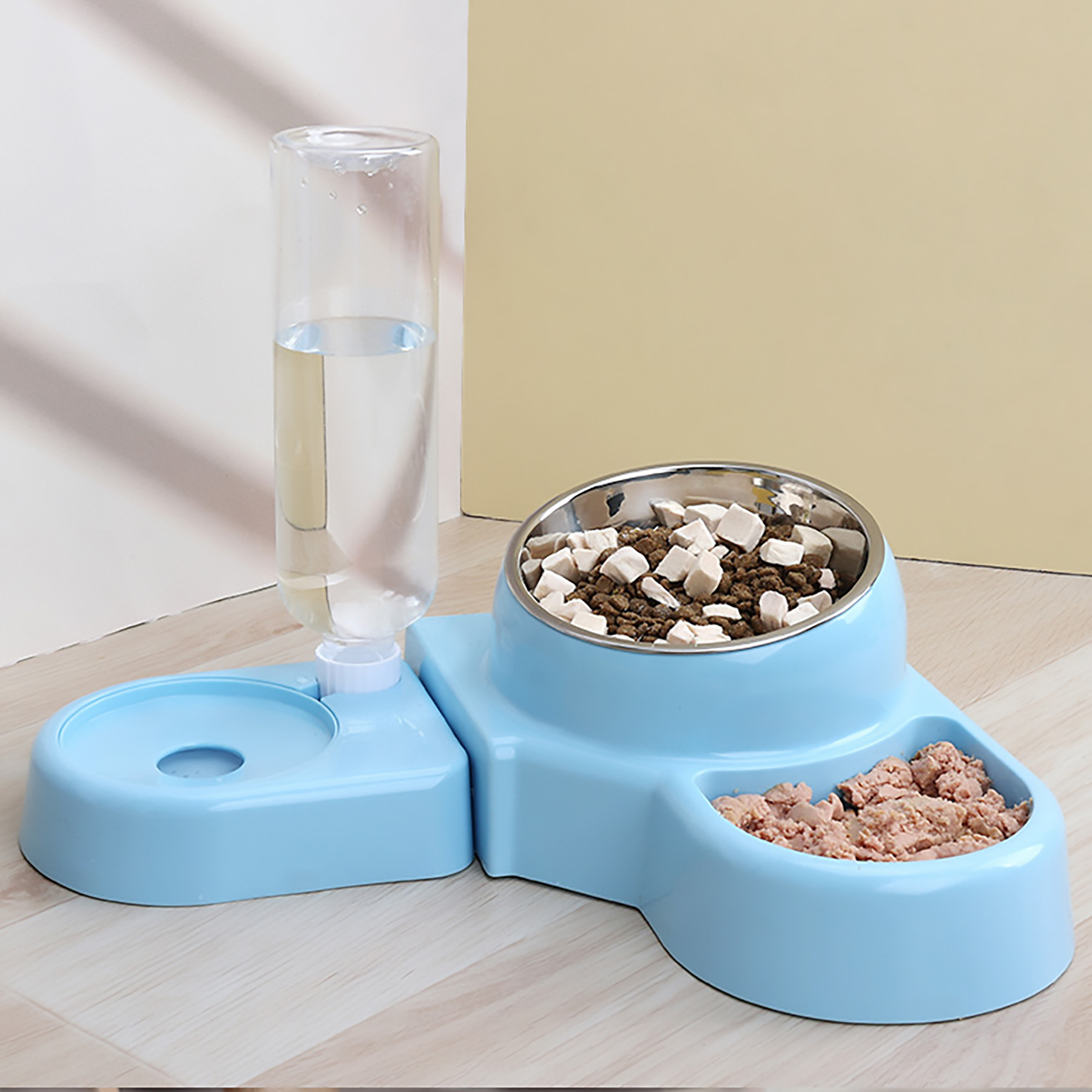 Plastic 2-In-1 Drinking And Feeding Basin 2
