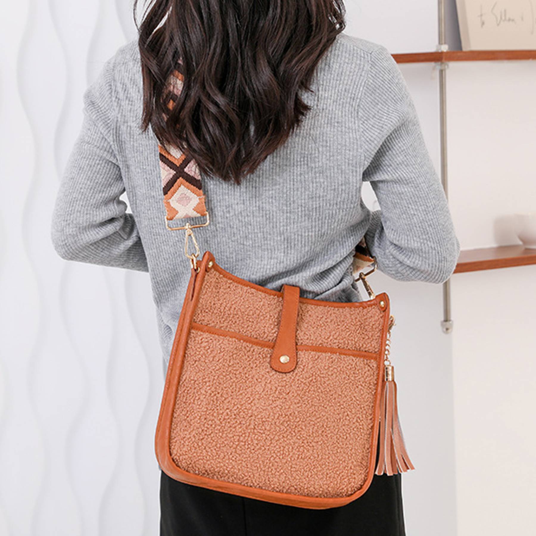 PU Leather Plush Crossbody Bags Fit for Women in Winter 6