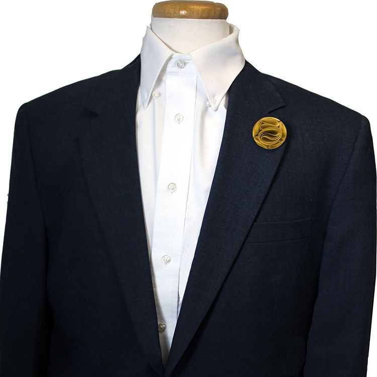 Gold Floral Lapel Pin 2