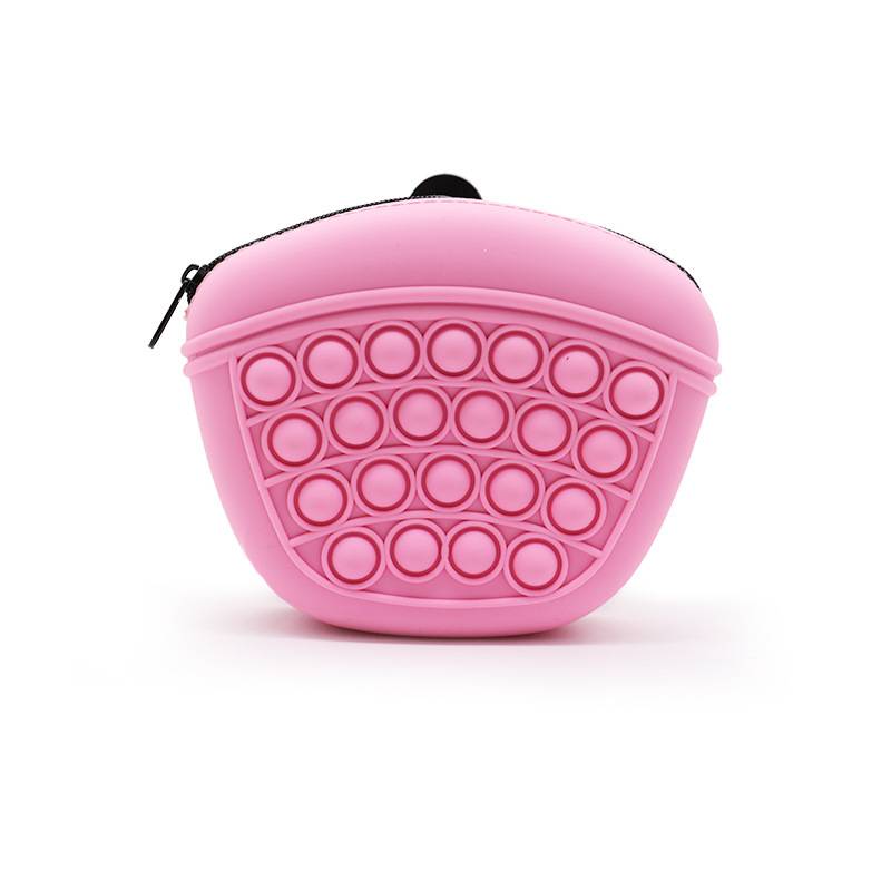Silicone Dog Treat Pouch 4