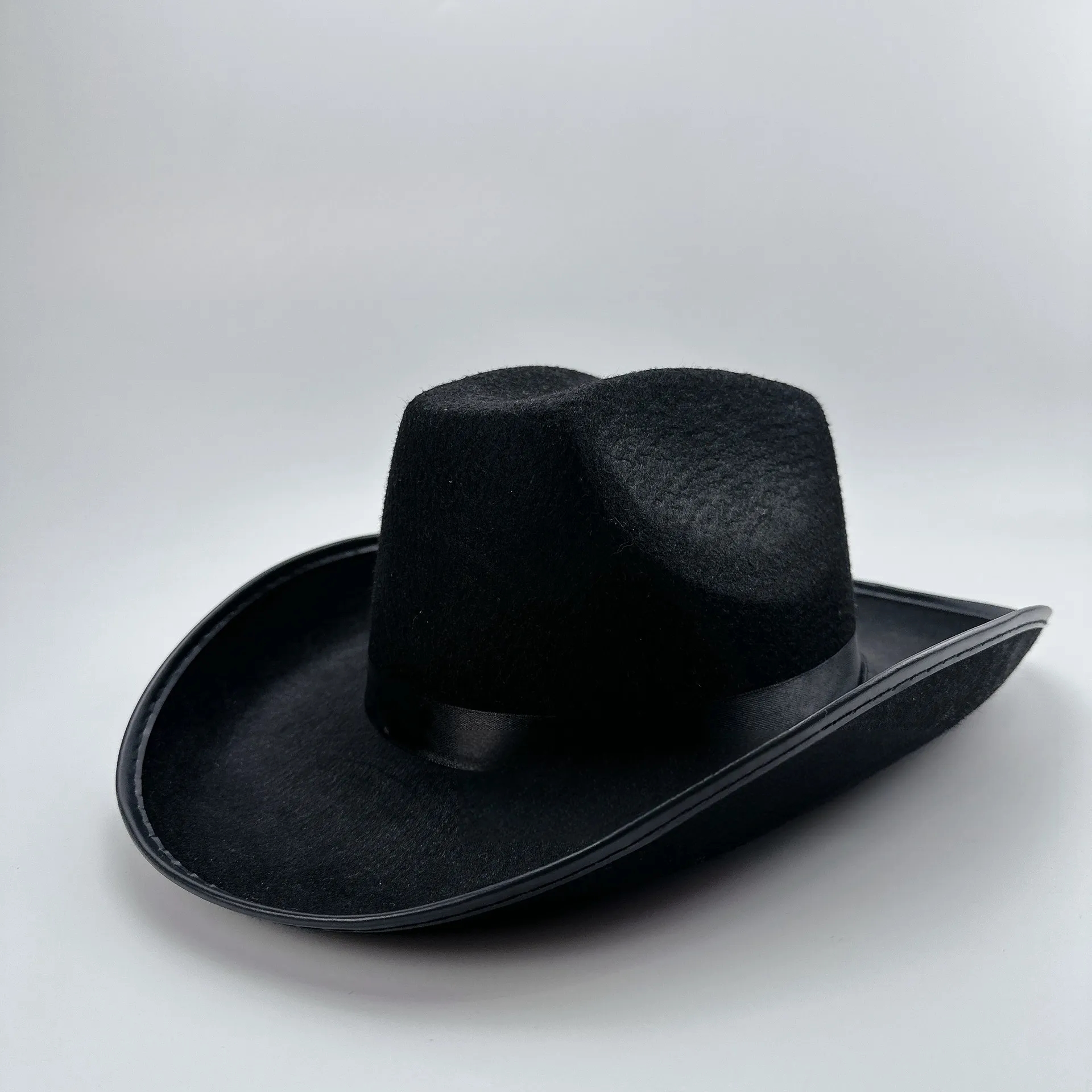 Light weight felt hat 11