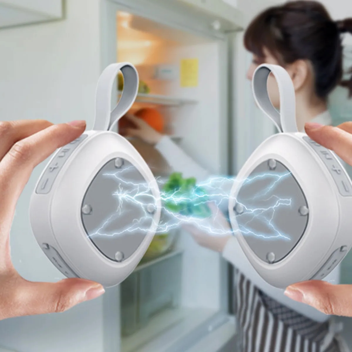Magnetic Waterproof Wireless Bluetooth Speaker With Handle 3