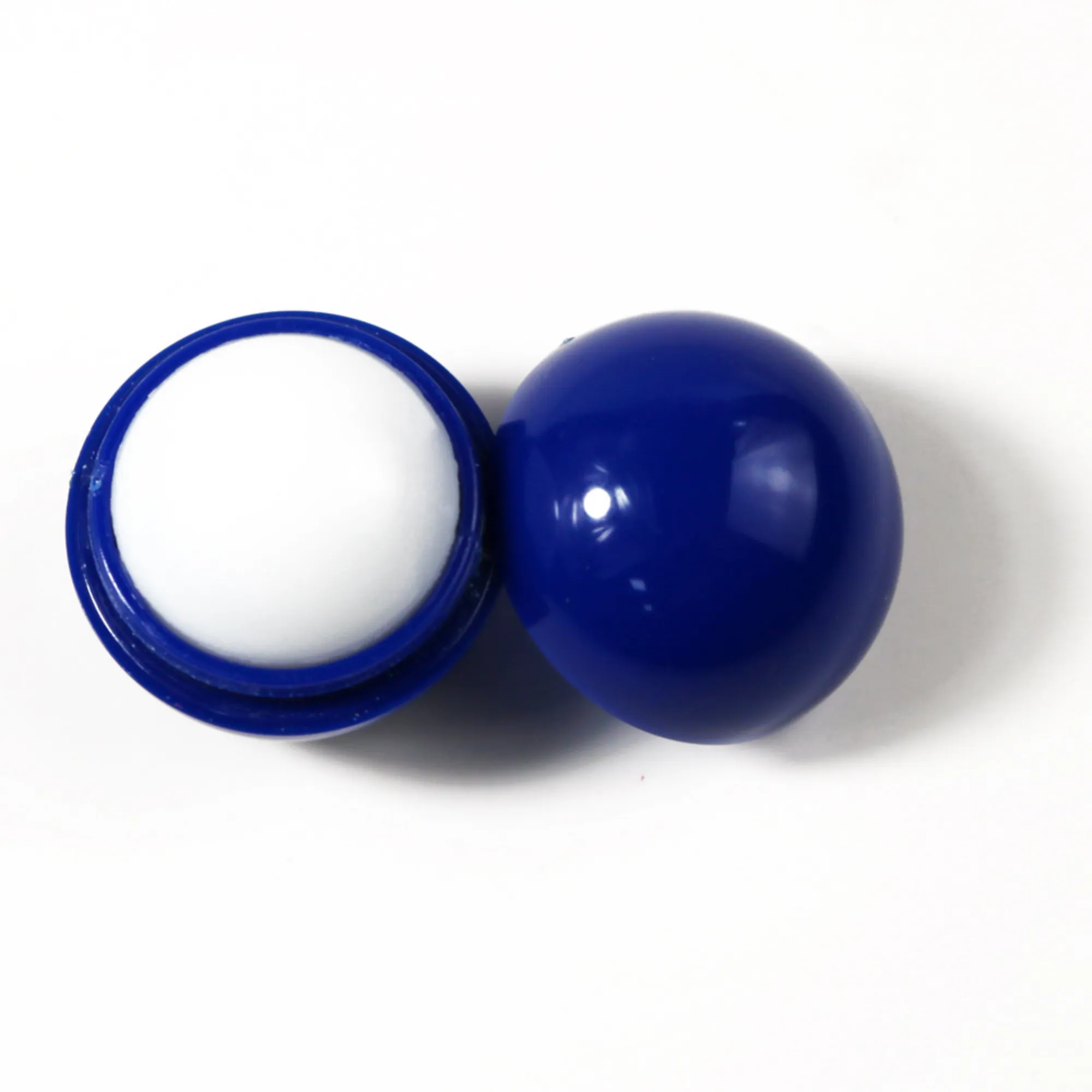 Moisturizing Hydrating Fruity Round Lip Balm 1