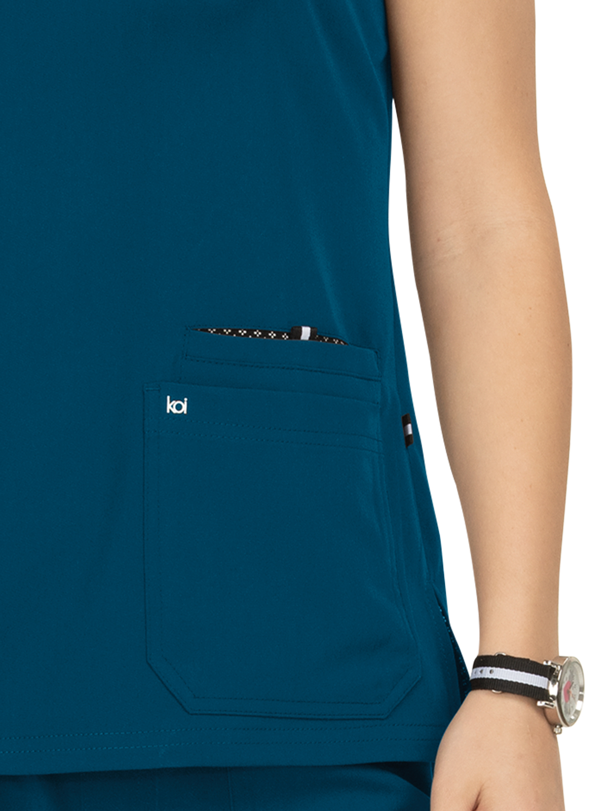 koi - Next Gen - Women's Three-Pocket Wide V-Neck Stretch Hustle and Heart Top 40