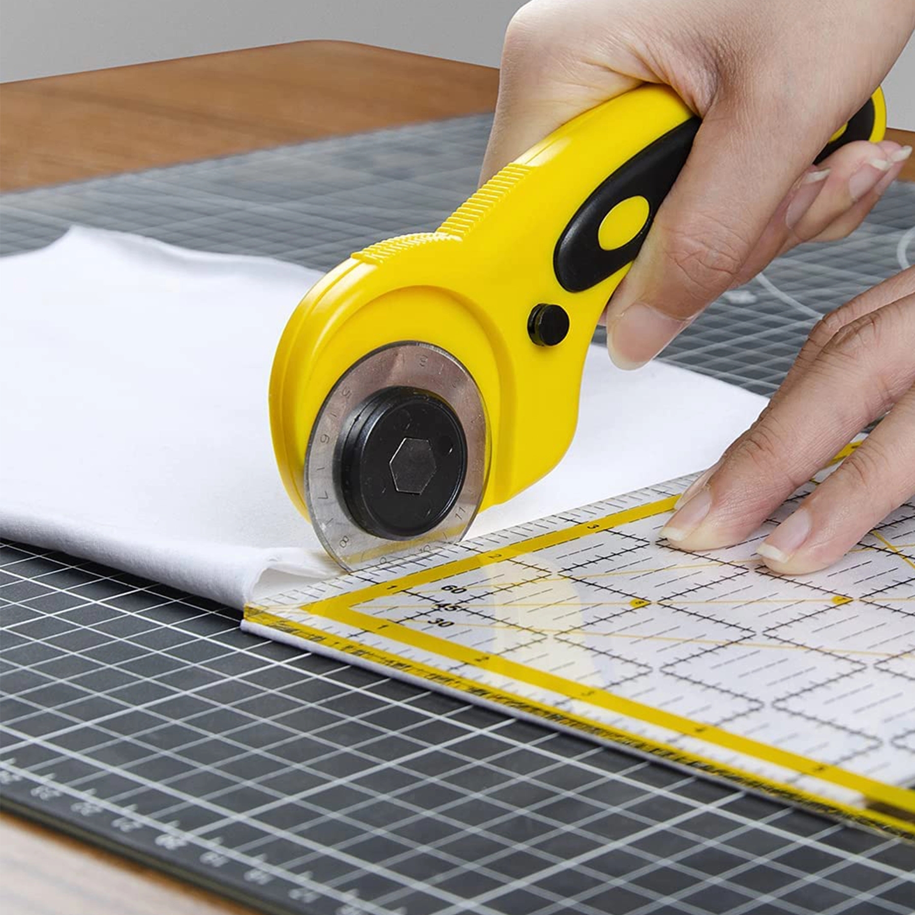45mm Rotary Fabric Cutter 3