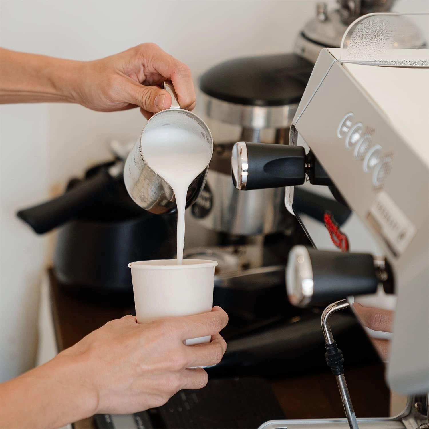 Disposable Paper Drinking Cup 9oz 3