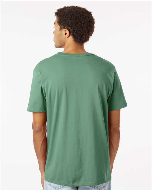 Unisex Classic T-Shirt - 200 76