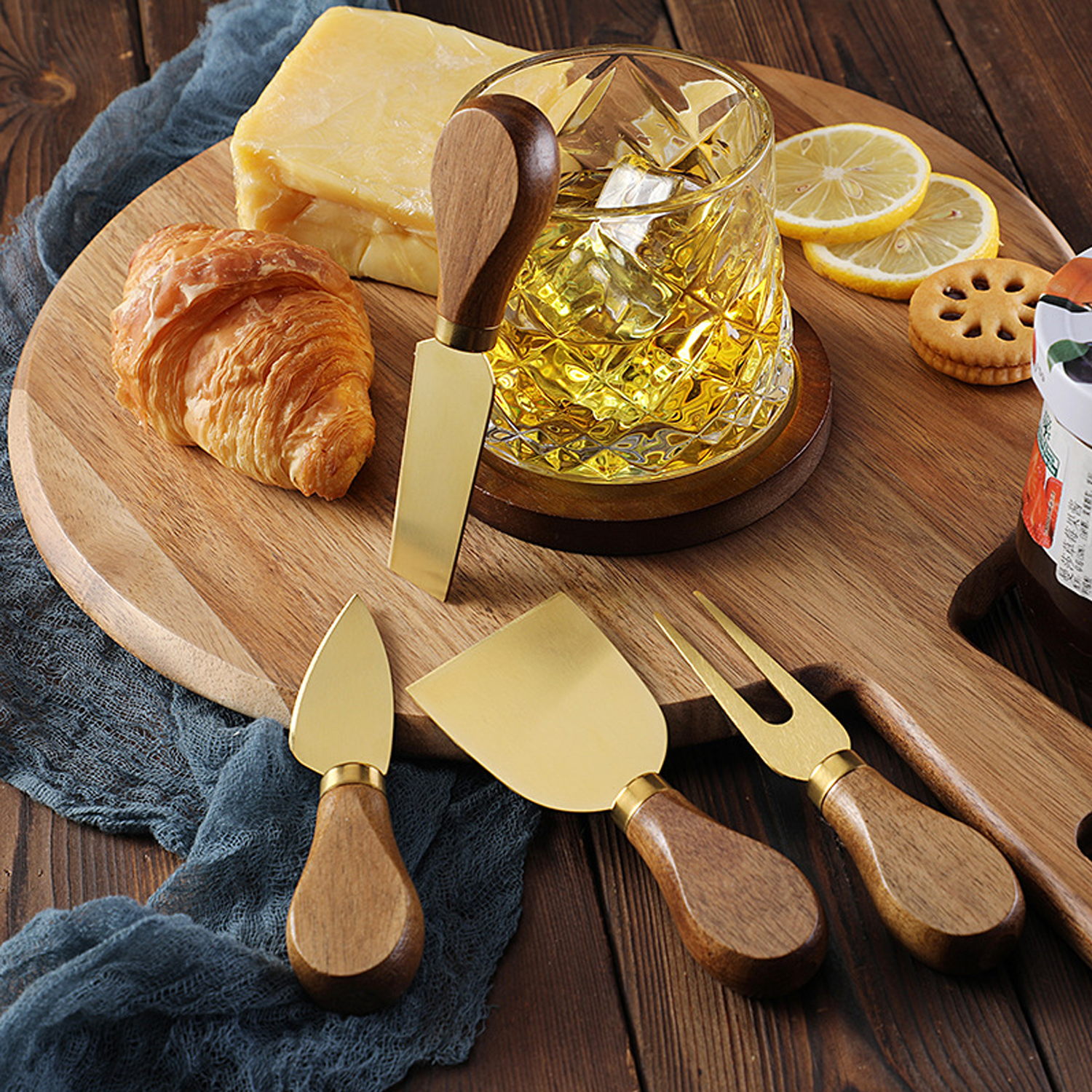 Wood Round Cheese Board Set W/ 4 Stainless Steel Knives 6