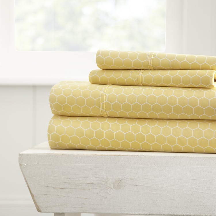 Premium Sheet Sets - Yellow Honeycomb Cali King 4 Piece 2