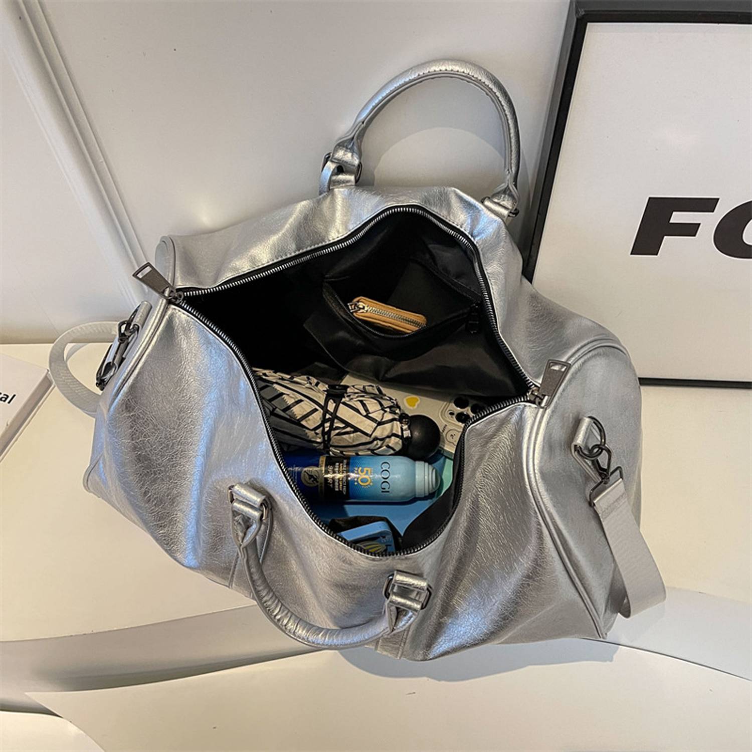 Large Capacity Travel Fashionable PU Luggage Bag 5