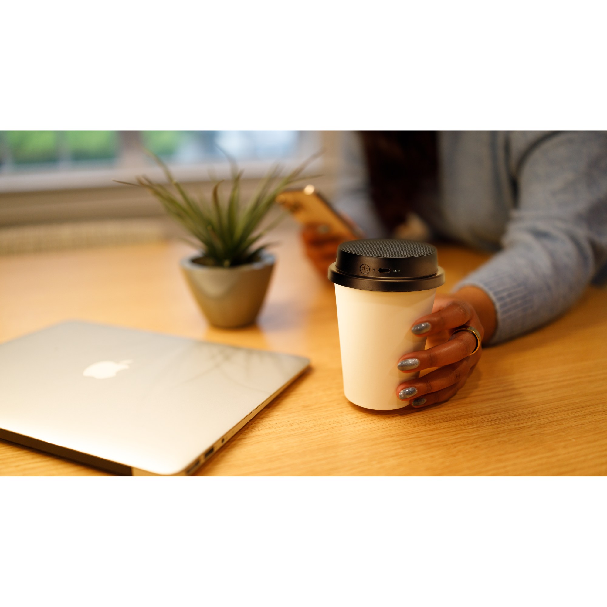 iLive™ Cup + Wireless Bluetooth Speaker 1