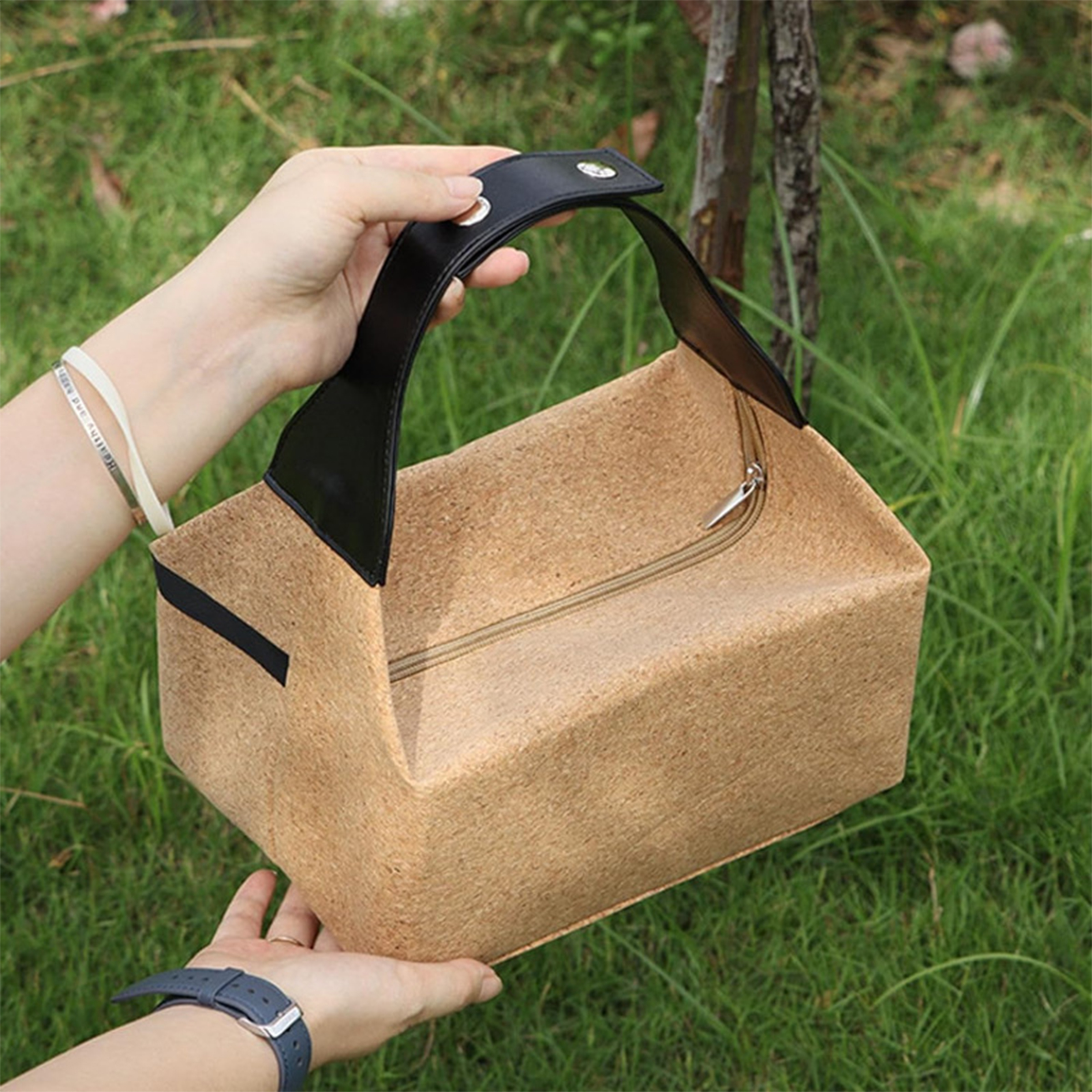 Leather Outdoor Picnic Handbag 2
