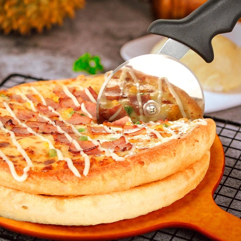 Stainless Steel Roller Pizza Cutter Knife 5