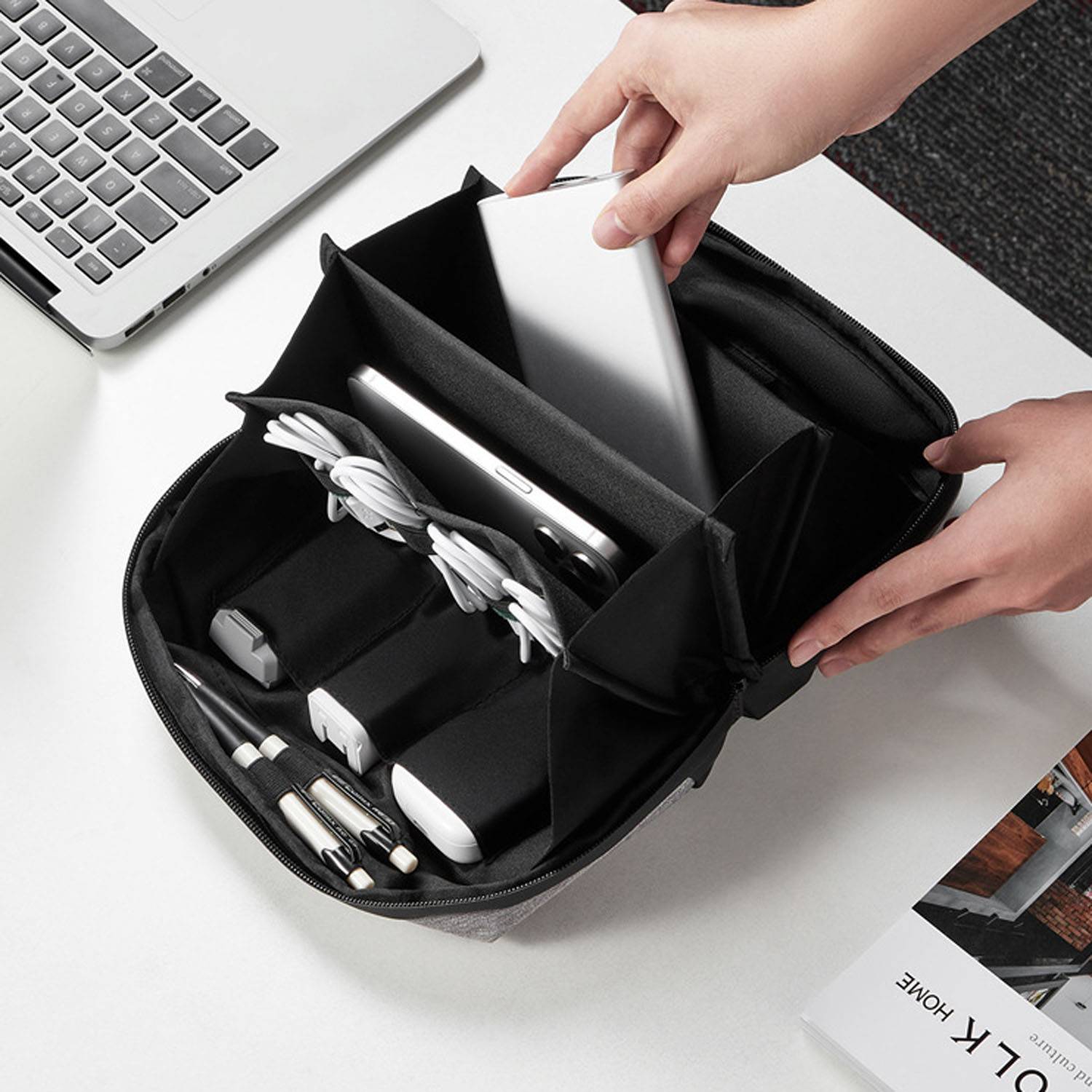 Waterproof Oxford Digital Storage Bag w/ Large Capacity 3