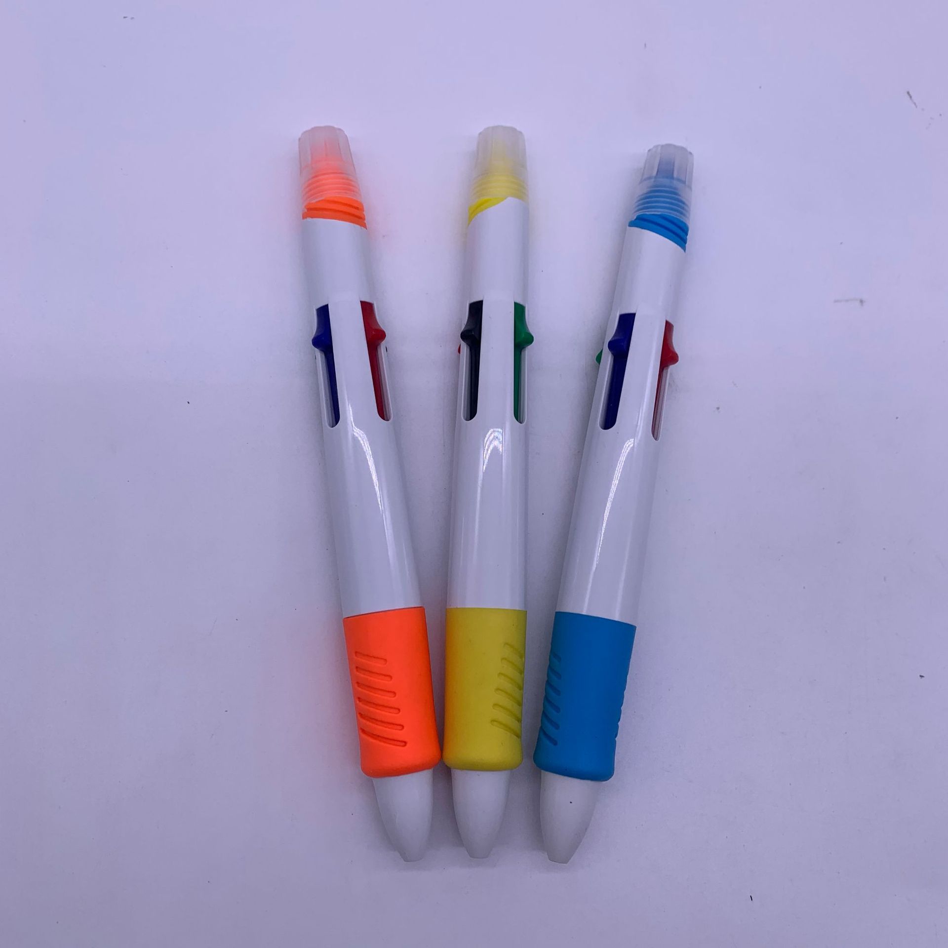4-in-1 Highlighter Pen 1