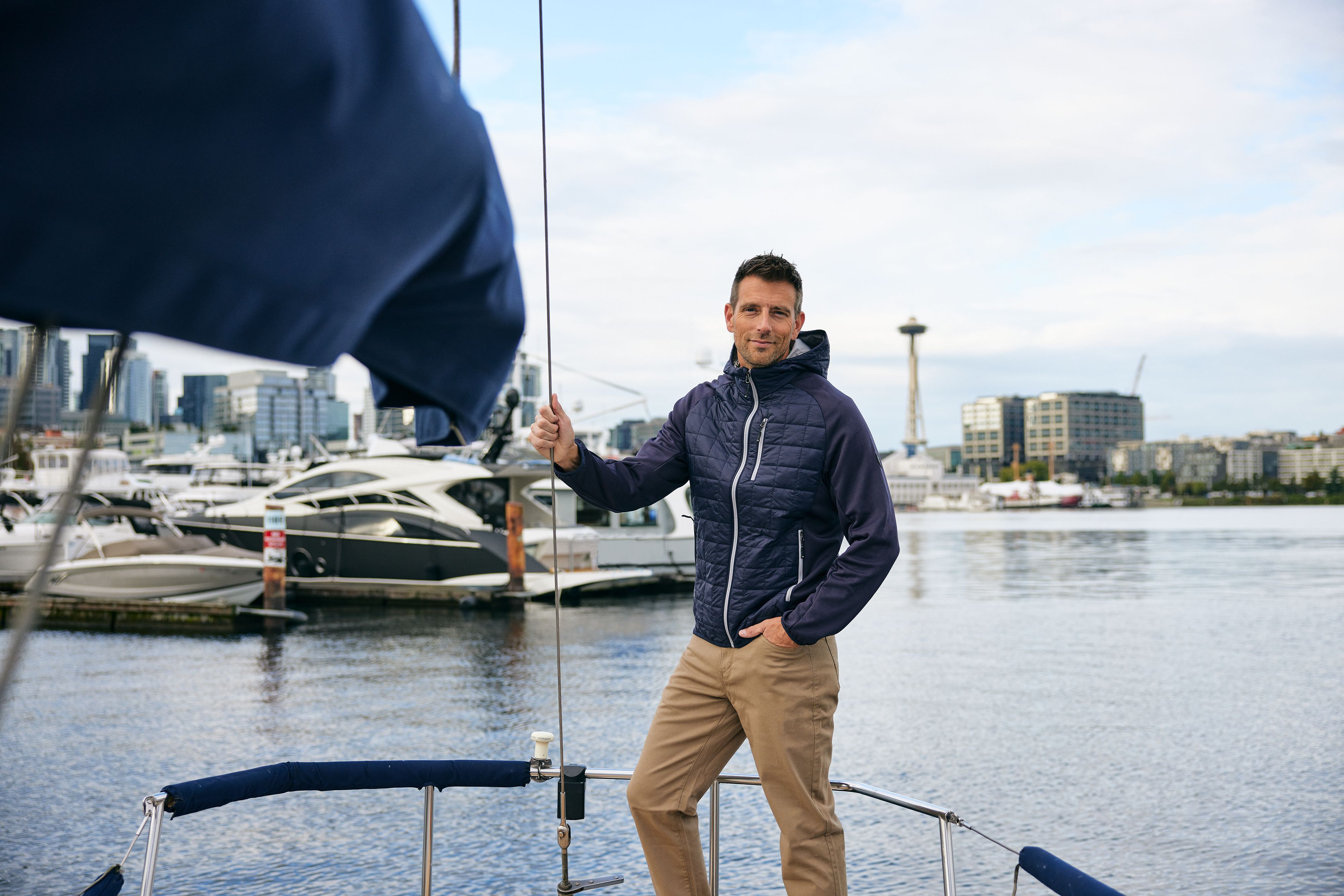 Cutter & Buck Rainier Primaloft Mens Eco Full Zip Hybrid Jacket 9