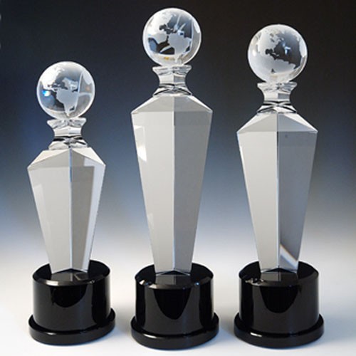 2 IN 1 BLACK/CLEAR CRYSTAL GLOBE TROPHY 1