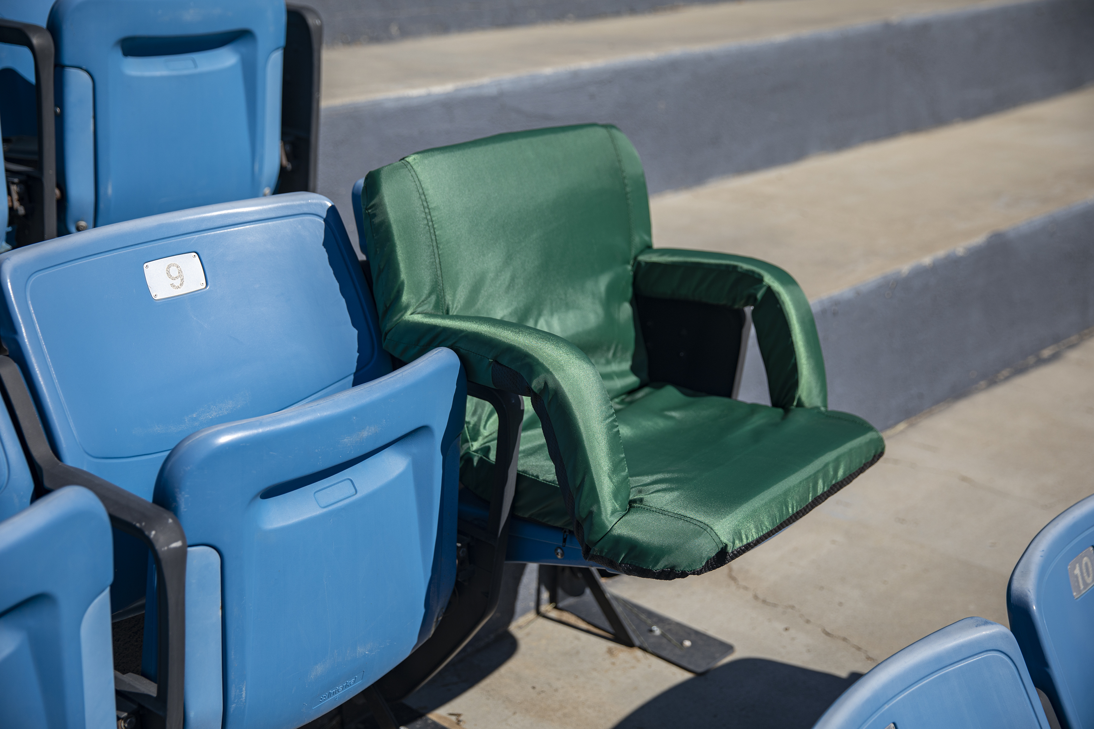 Ventura Portable Reclining Stadium Seat 15