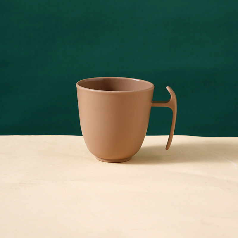 Plastic Reusable Fall Protection Coffee Mug 11