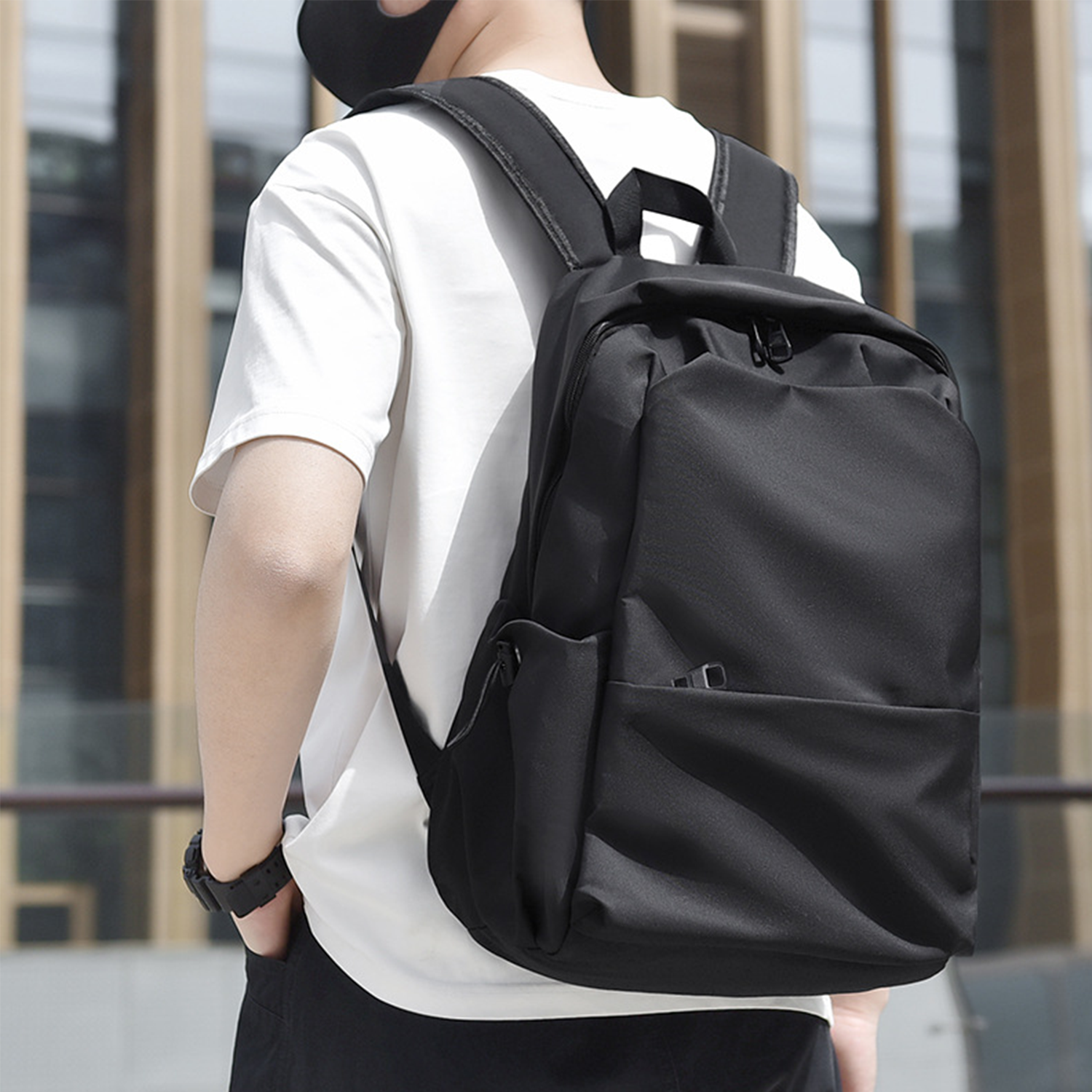 Large Capacity Business Leisure Travel Backpack 4