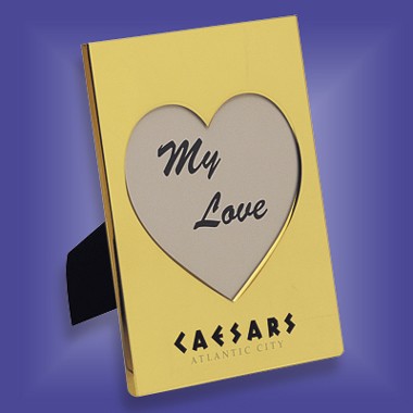 BRASS HEART PHOTO FRAME 2