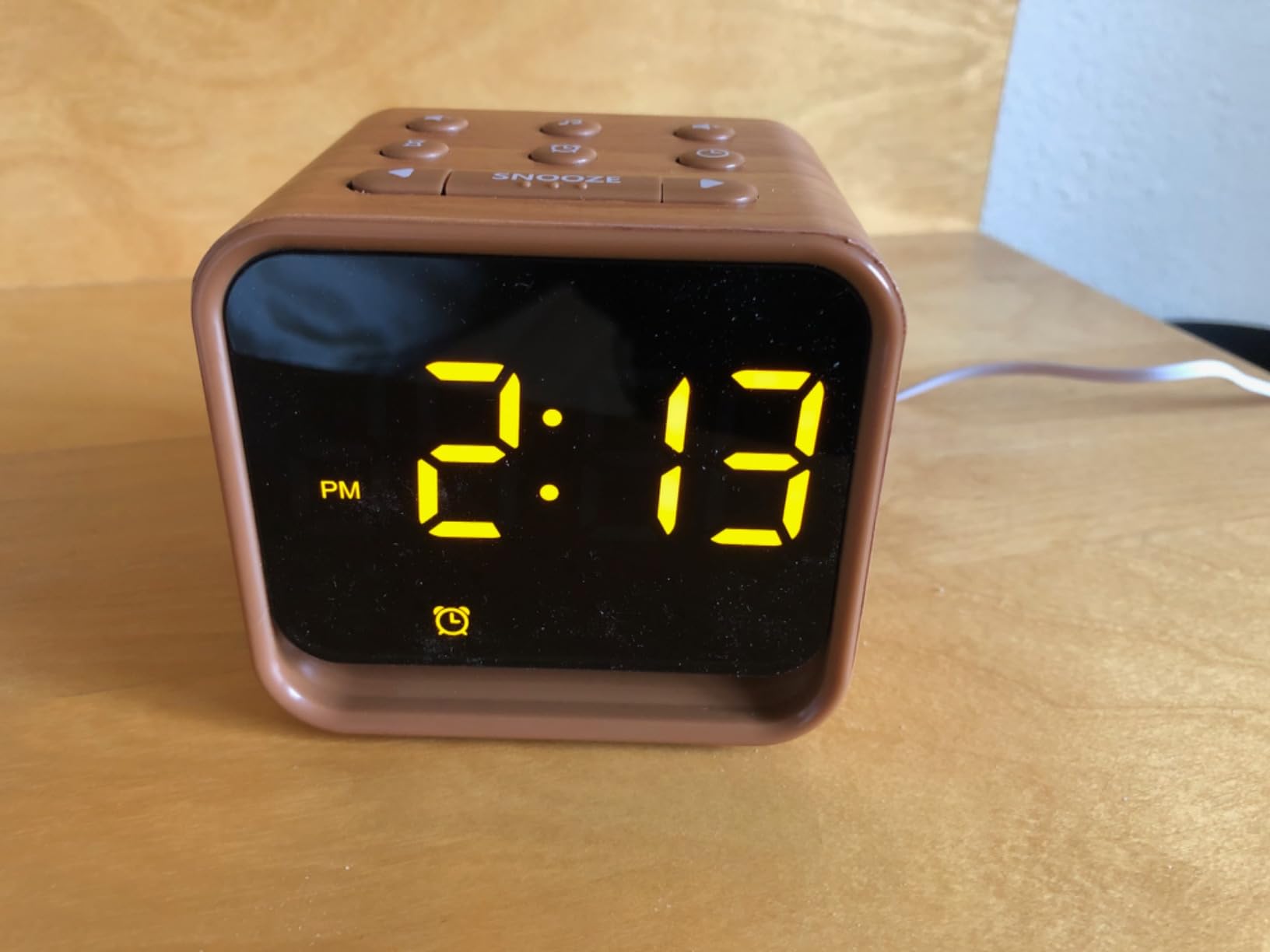 Wooden Sound Machine Alarm Clock for Bedrooms 3