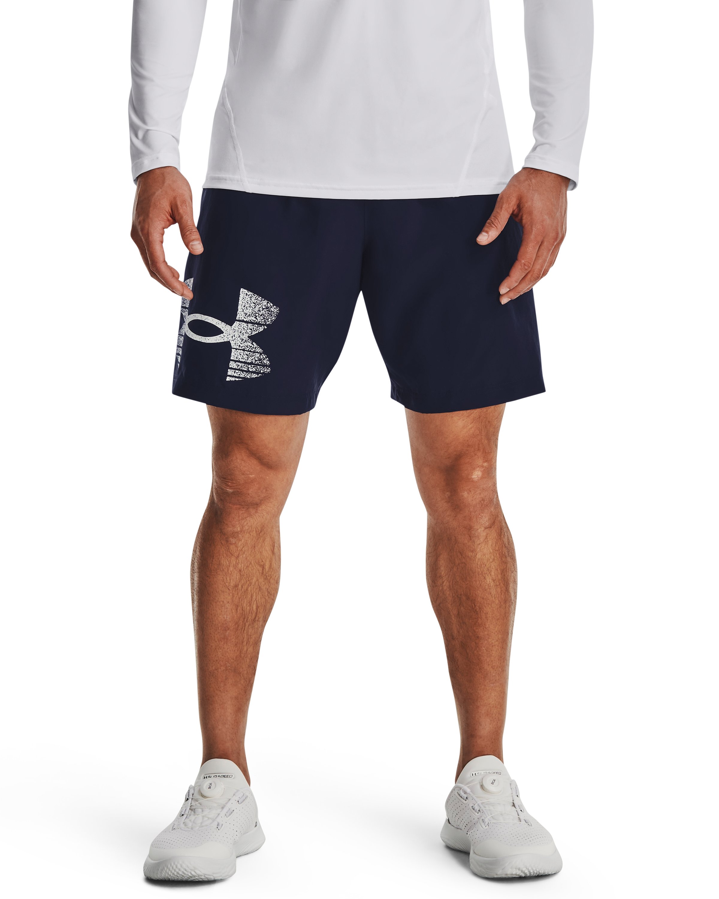 UA Tech Woven Graphic Men's 8.25 Shorts 10