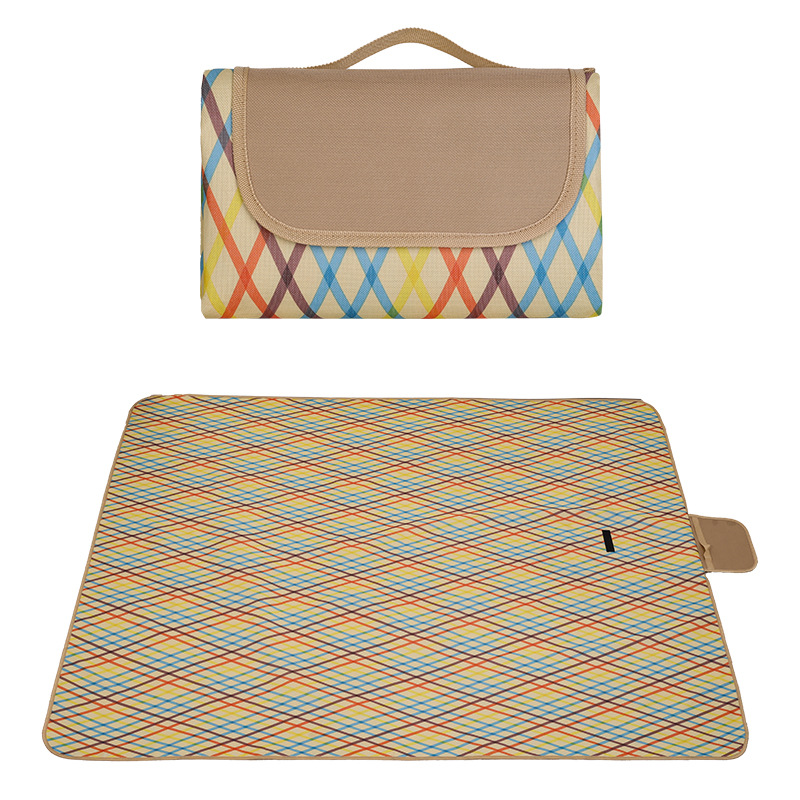 The Roll-up Picnic Blanket 19