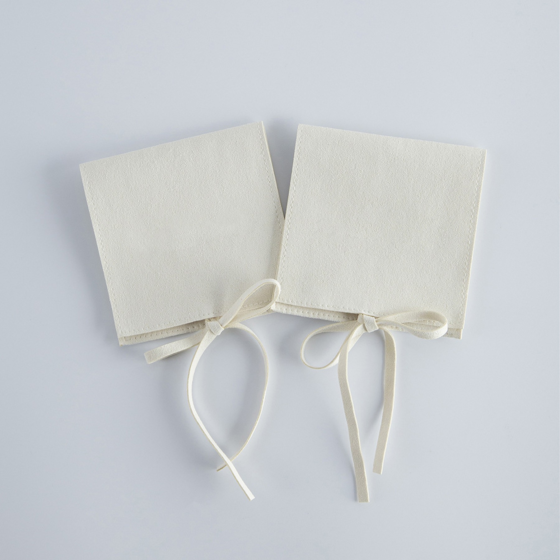 Elegant Jewelry Pouches 6
