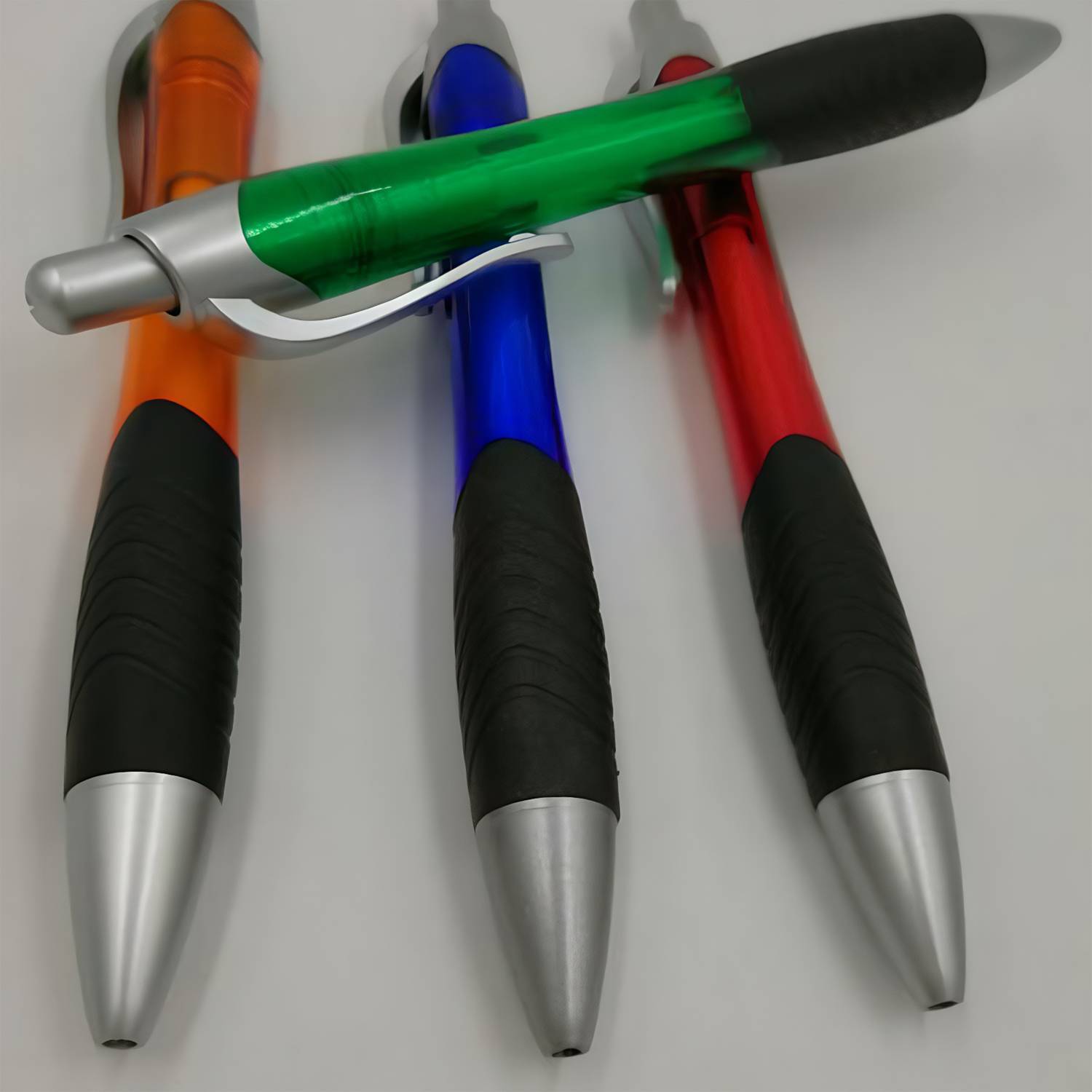 Plastic Retractable Ballpoint Pen 13