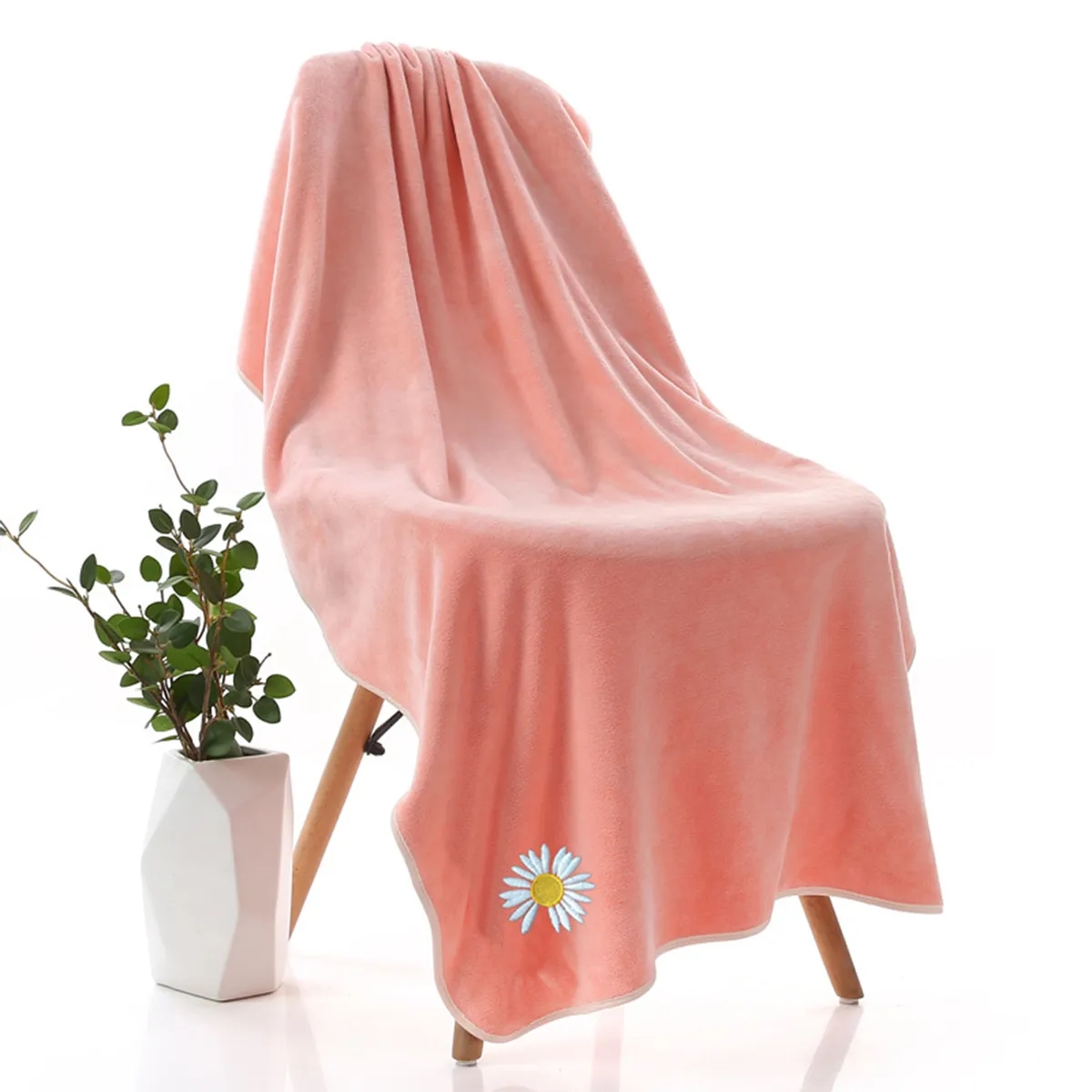 Coral Velvet Pure Color Soft Customed Beach And Bath Towel 8