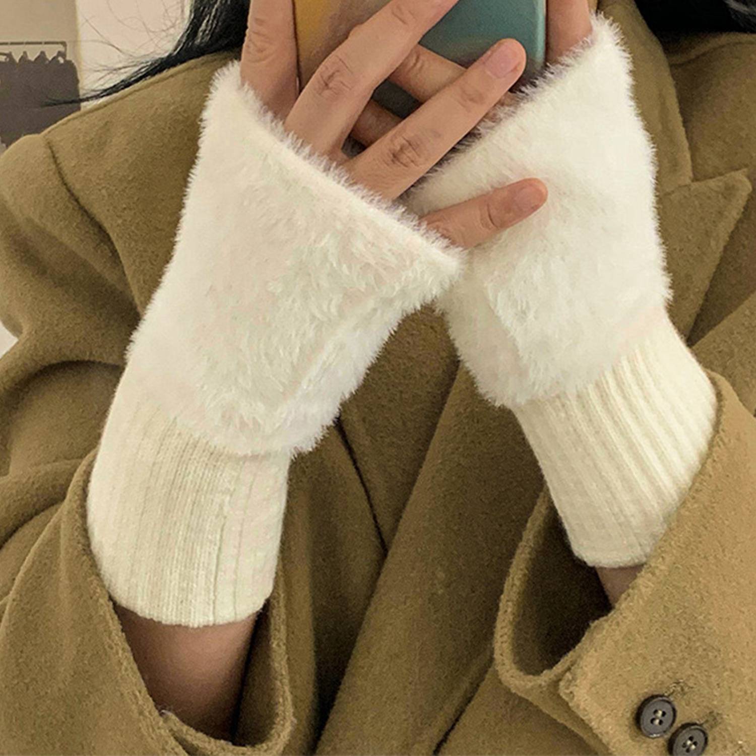 Winter Faux Fur Arm Warmers Fingerless Gloves 2