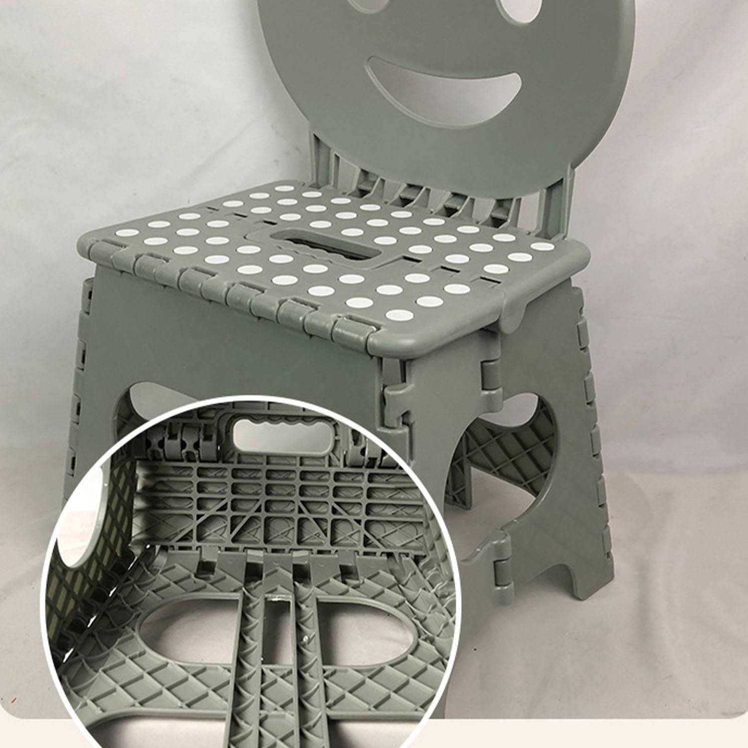 Kids' Foldable Backrest Chair – Lightweight & Space-Saving 1