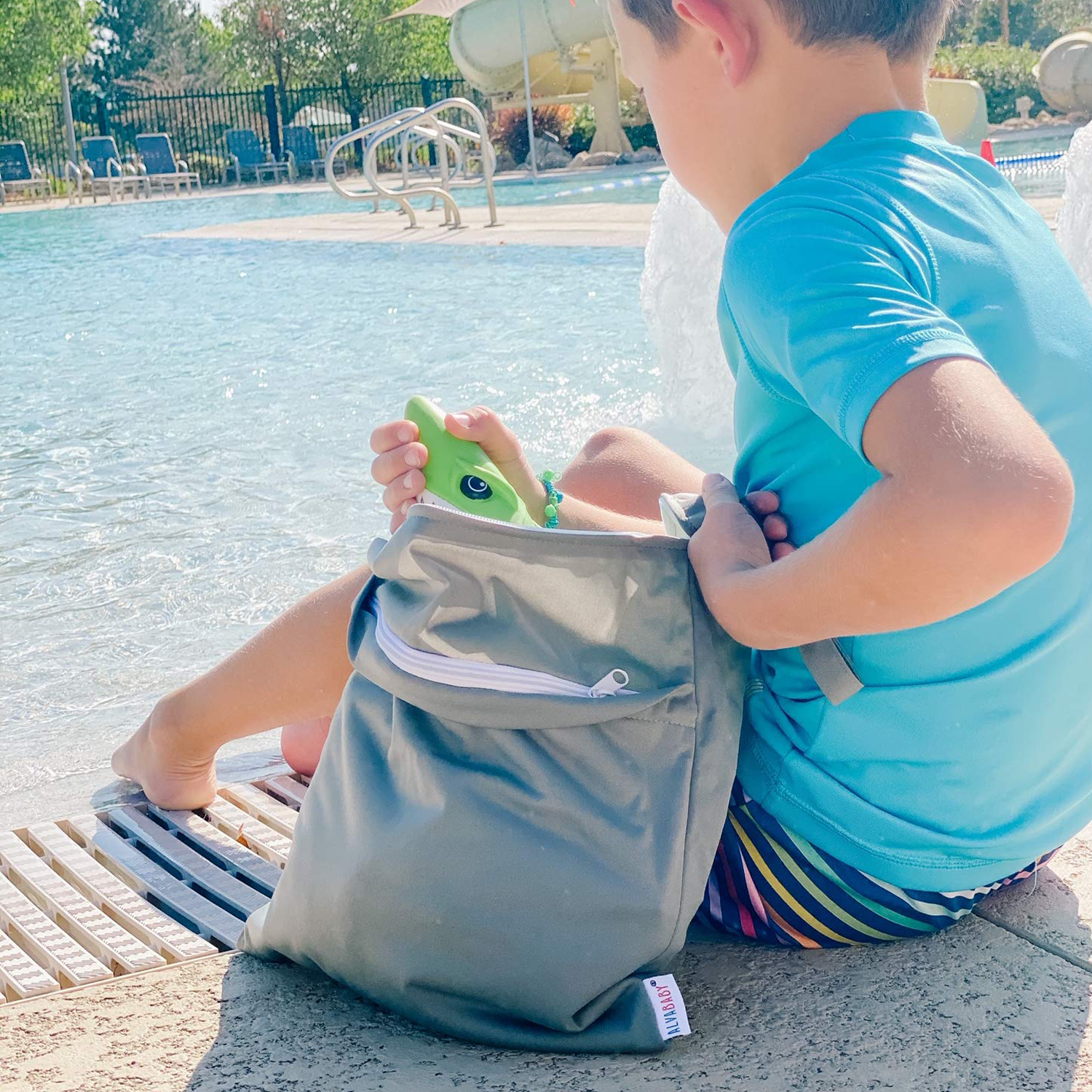 Infant and Toddler Outdoor Diaper Pad Storage Bag 4