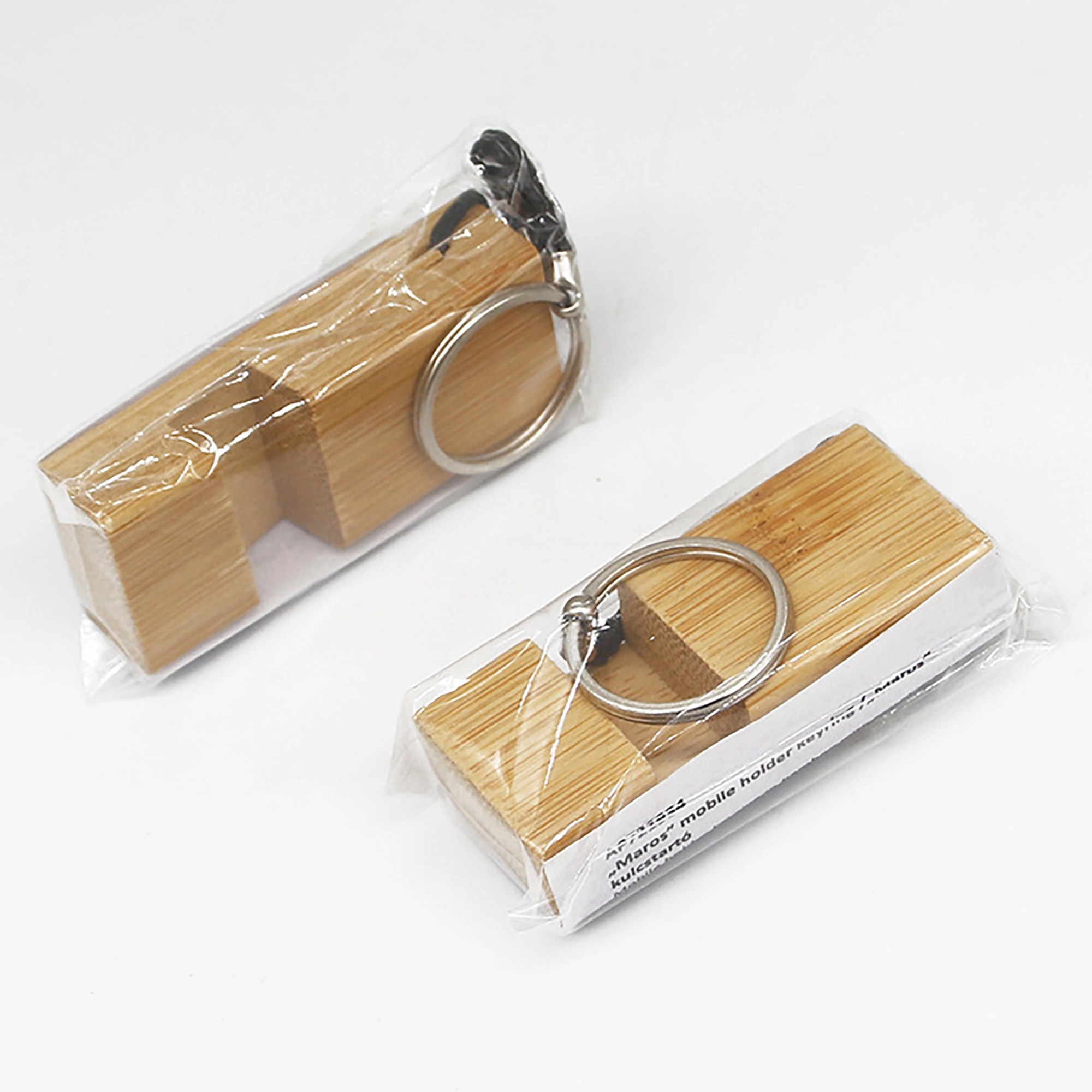 MOQ 50pcs Bamboo Phone Stand With Keychain 3
