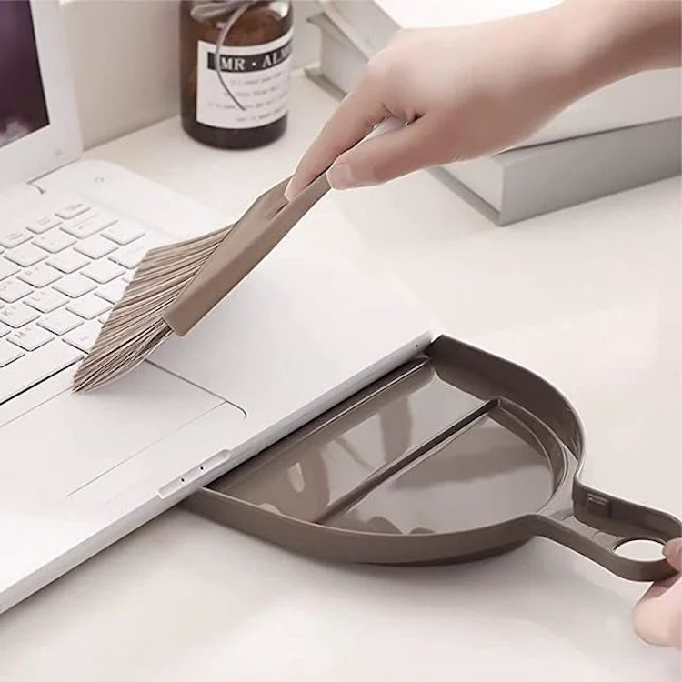 Mini Dustpan and Brush Set 1